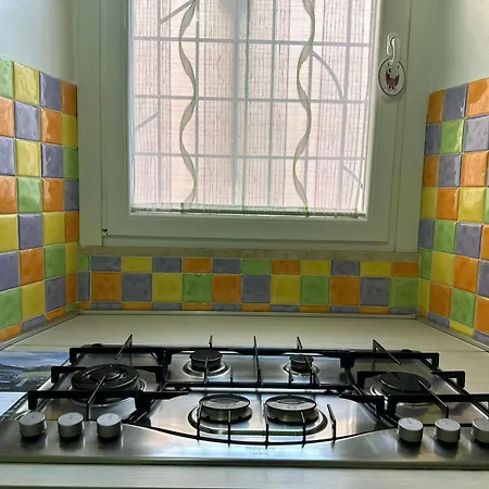 Sirtori 8a Apartment *